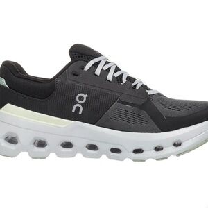 ON WOMEN'S CLOUDRUNNER 2 Wide